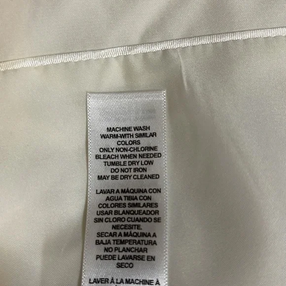 Chevron Faux Fur Vest | White House Black Market | NWT - Picture 10 of 10